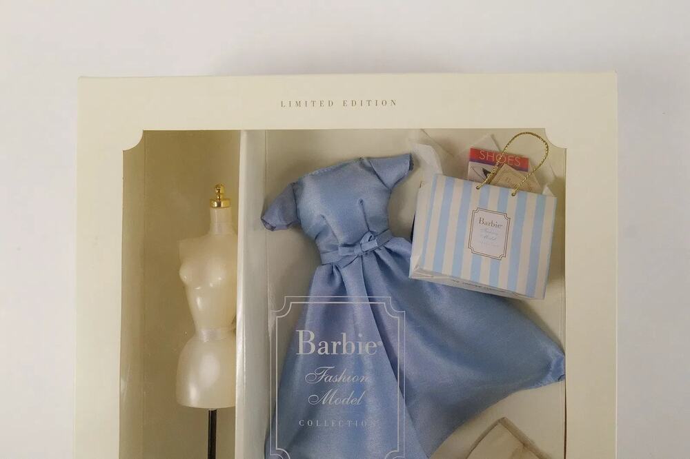 Mattel Barbie Silkstone BFMC Fashion Model Doll Accessory Pack 2001 56119 NRFB